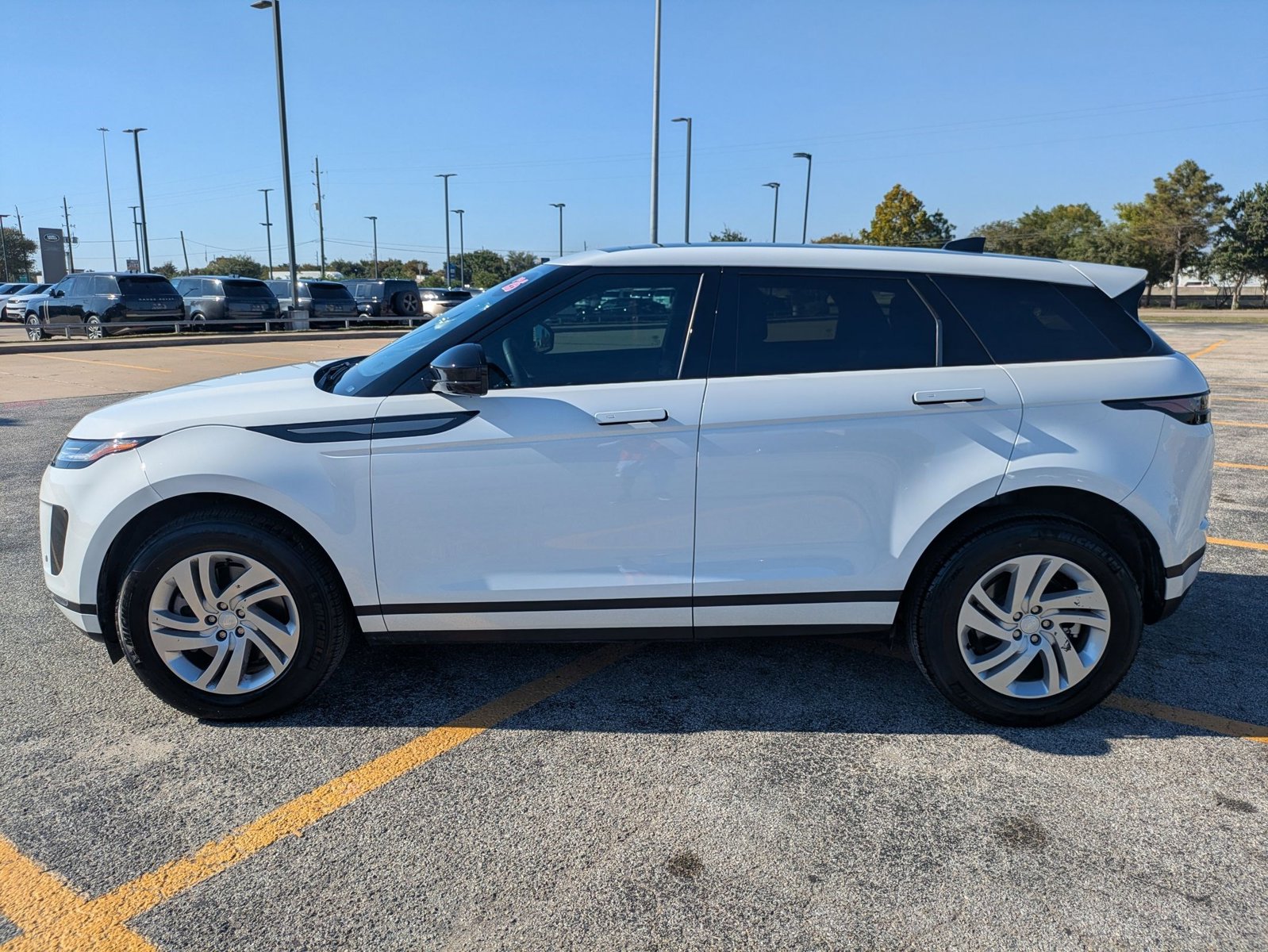 2026 Land Rover Range Rover Evoque S photo 2