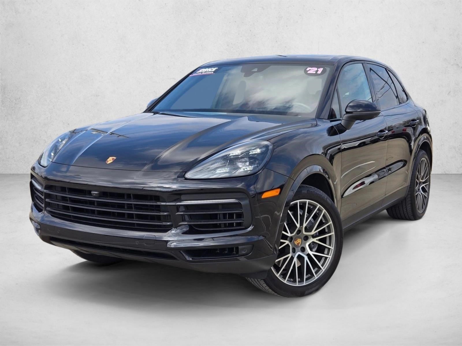 2021 Porsche Cayenne Base's photo