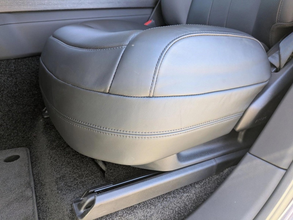 New 2025 Land Rover Range Rover P530 SE 7 Seat SUV