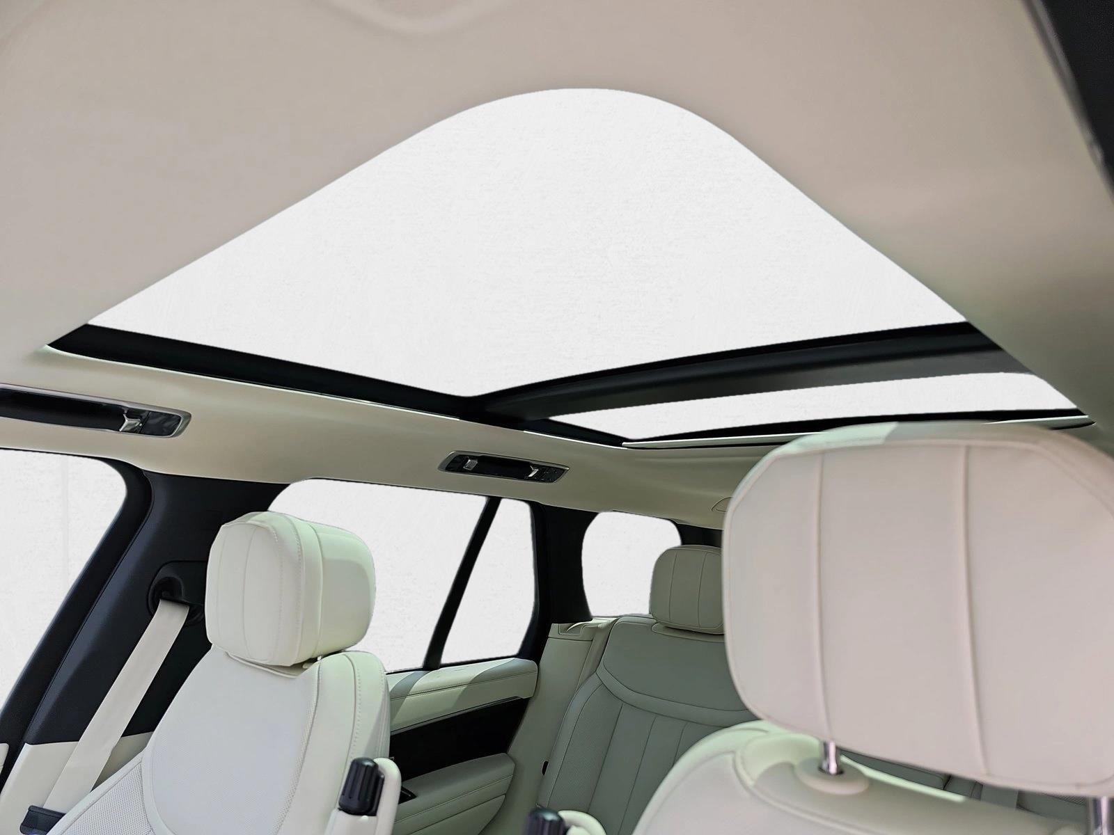 2025 Land Rover Range Rover SE - Photo 22