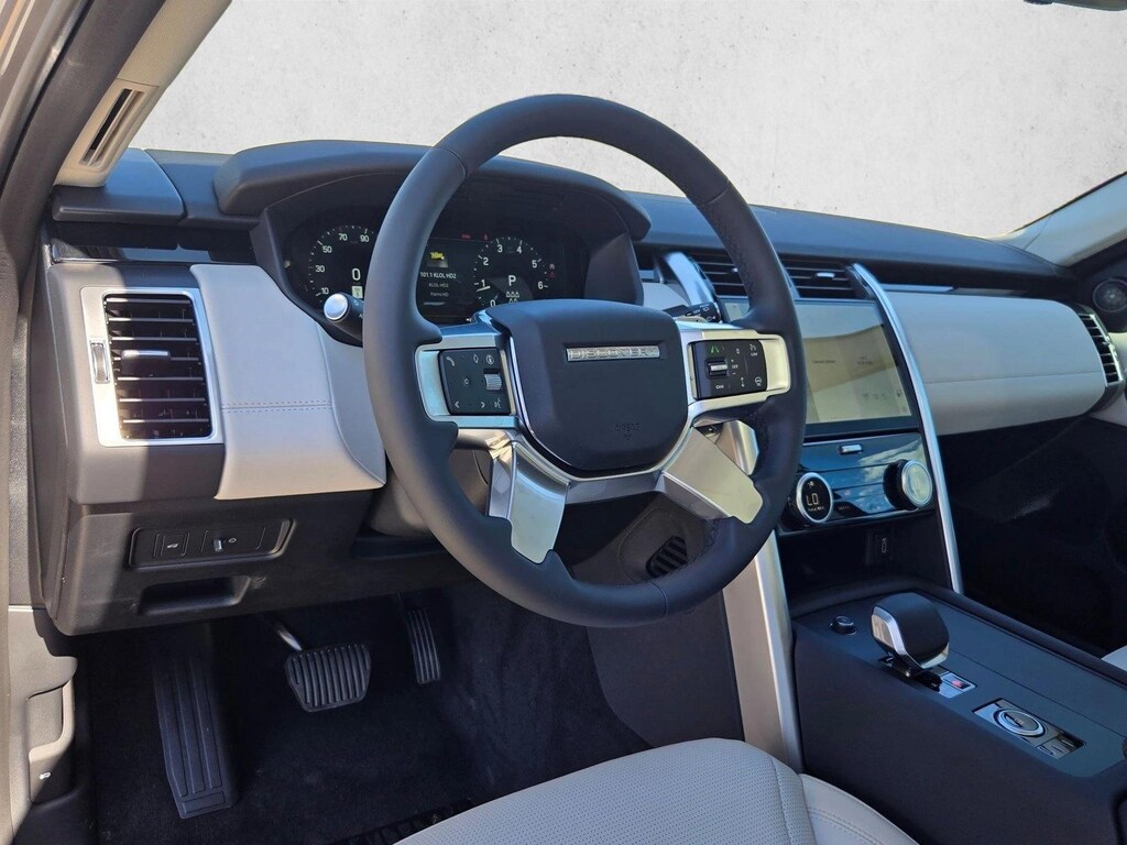 New 2026 Land Rover Discovery S SUV