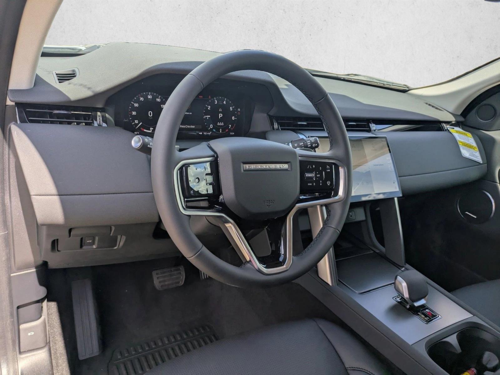 2025 Land Rover Discovery Sport S photo 2