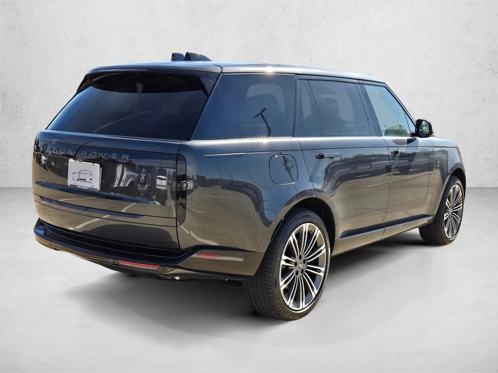 New 2025 Land Rover Range Rover P530 SE 7 Seat SUV