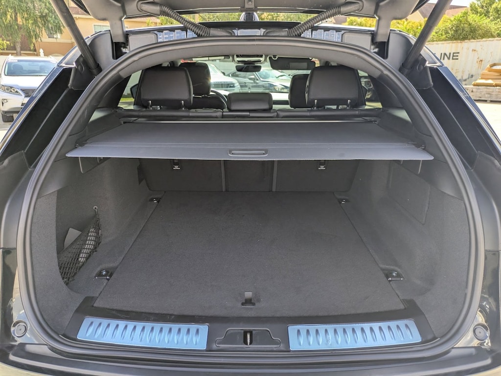 Certified 2026 Land Rover Range Rover Velar P250 Dynamic SE SUV