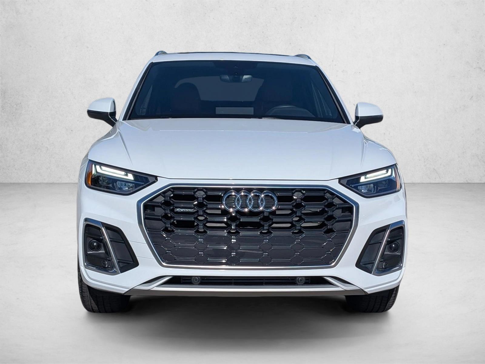 2024 Audi Q5 45 S line Premium photo 2