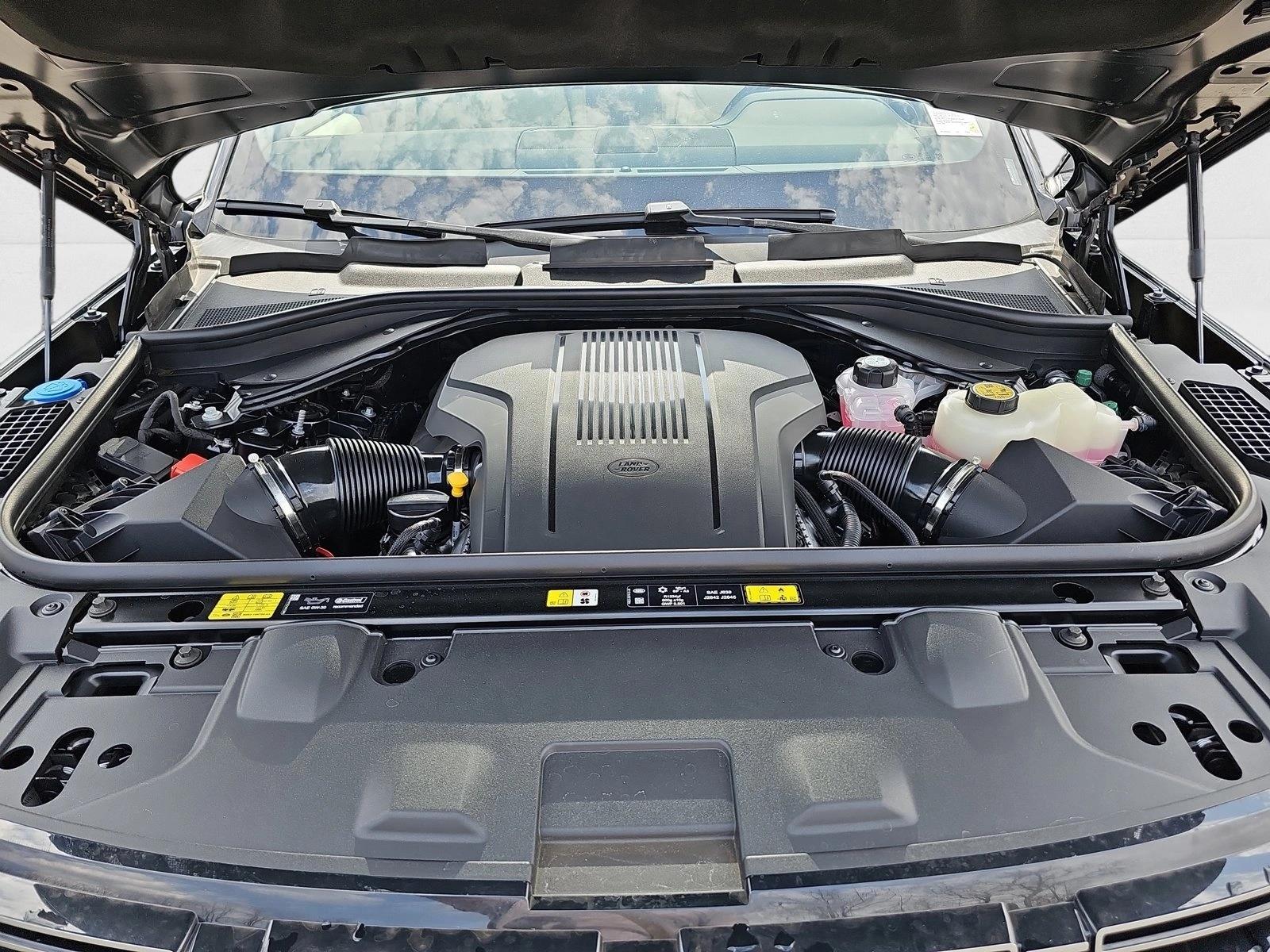 2025 Land Rover Range Rover SE - Photo 23