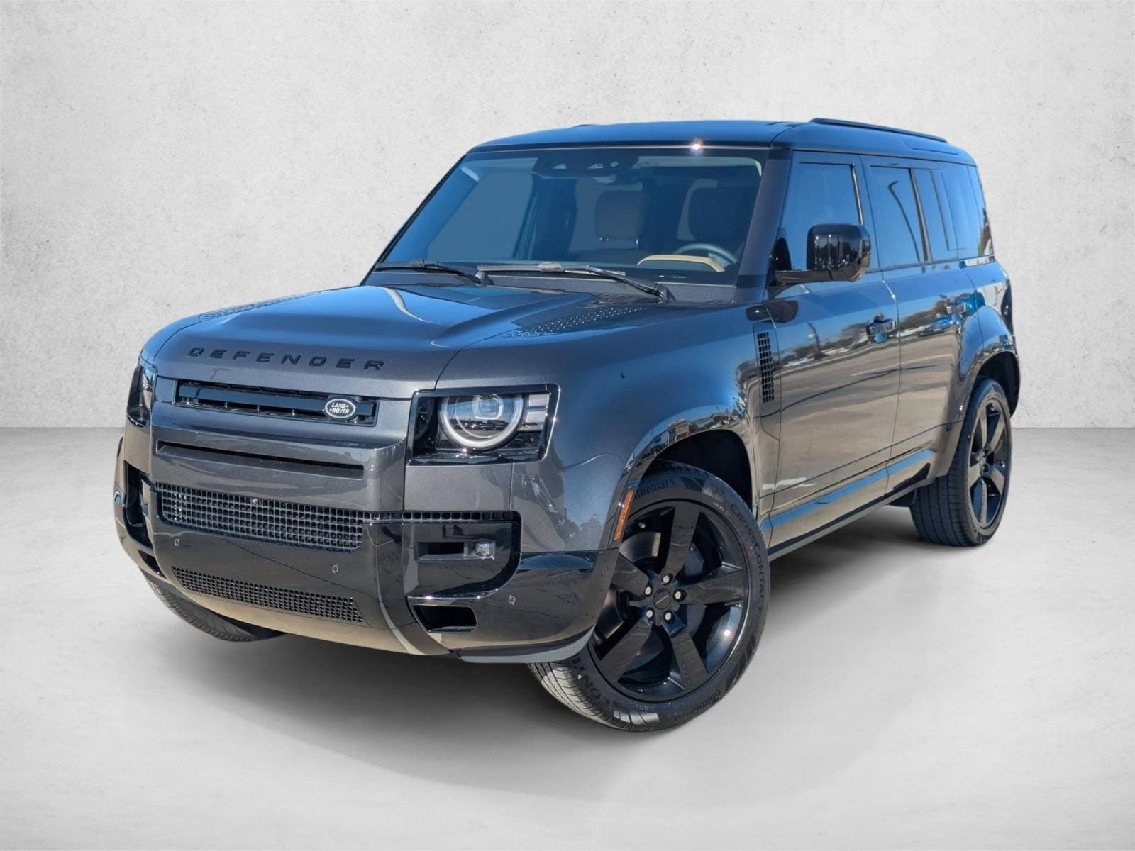 2026 Land Rover Defender X-Dynamic SE's photo