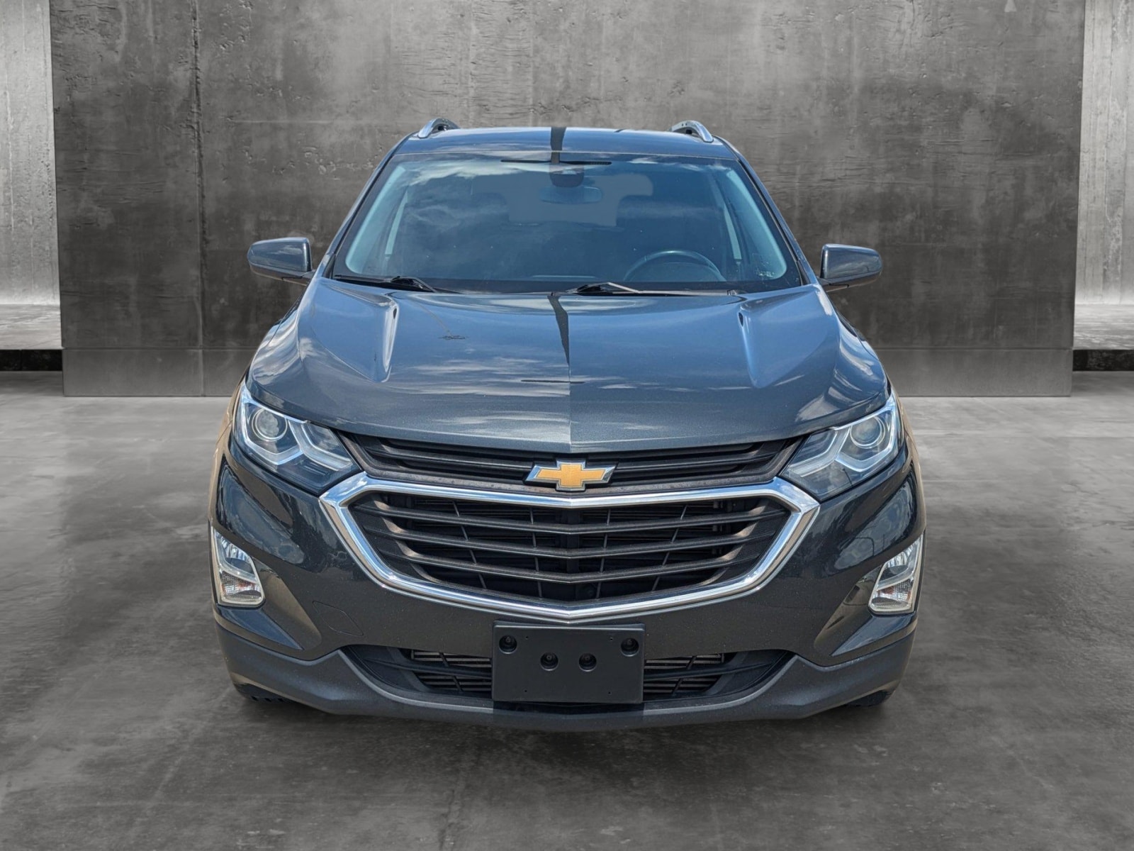 Used 2020 Chevrolet Equinox LT with VIN 2GNAXVEX4L6198796 for sale in Katy, TX