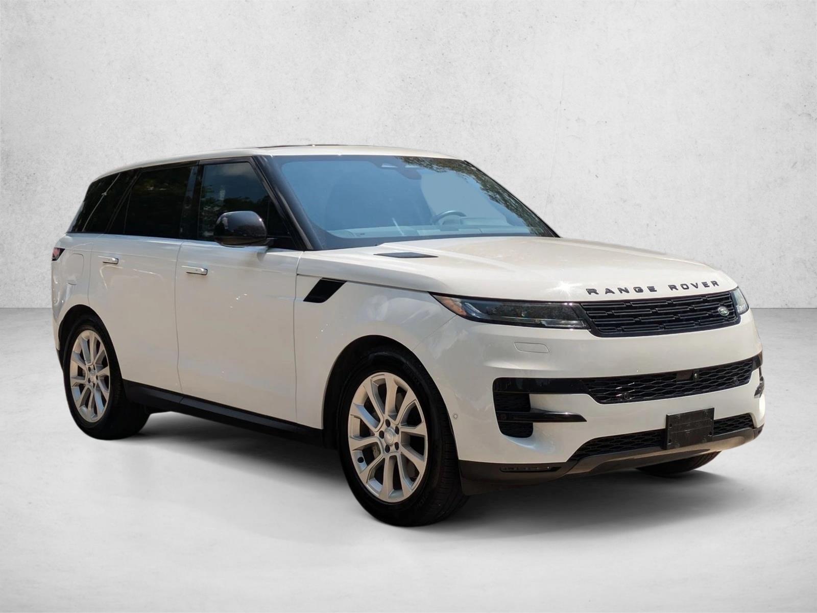 2025 Land Rover Range Rover Sport P360 SE photo 3