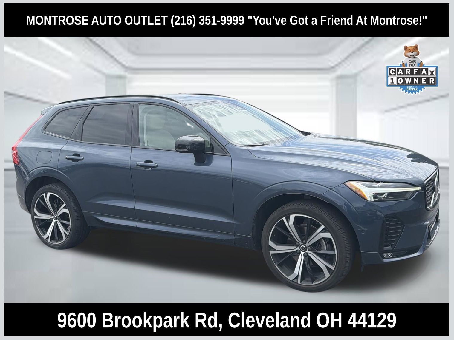 2023 Volvo XC60 B5 Ultimate Dark Theme AWD's photo