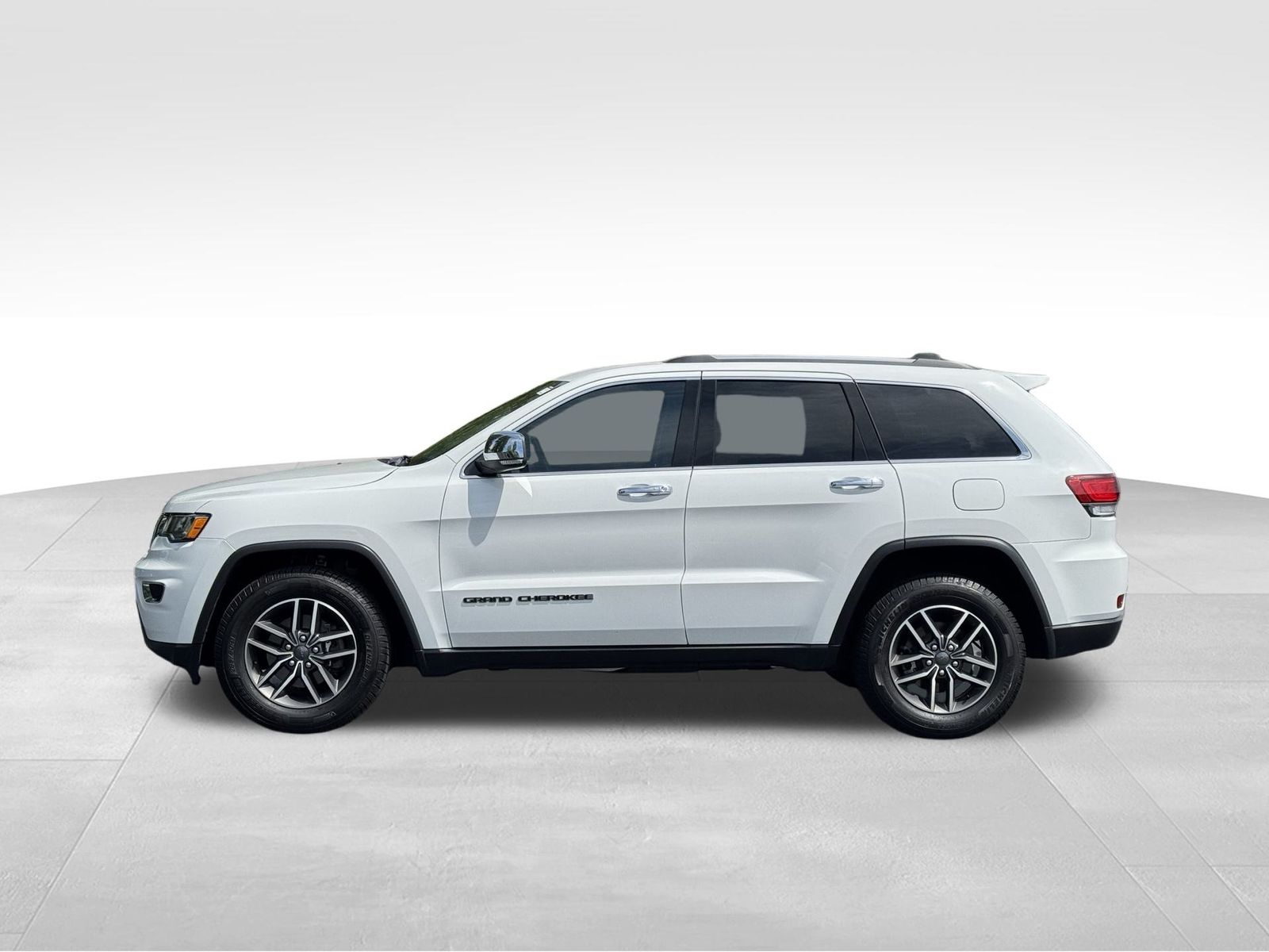 2020 Jeep Grand Cherokee Limited photo 2