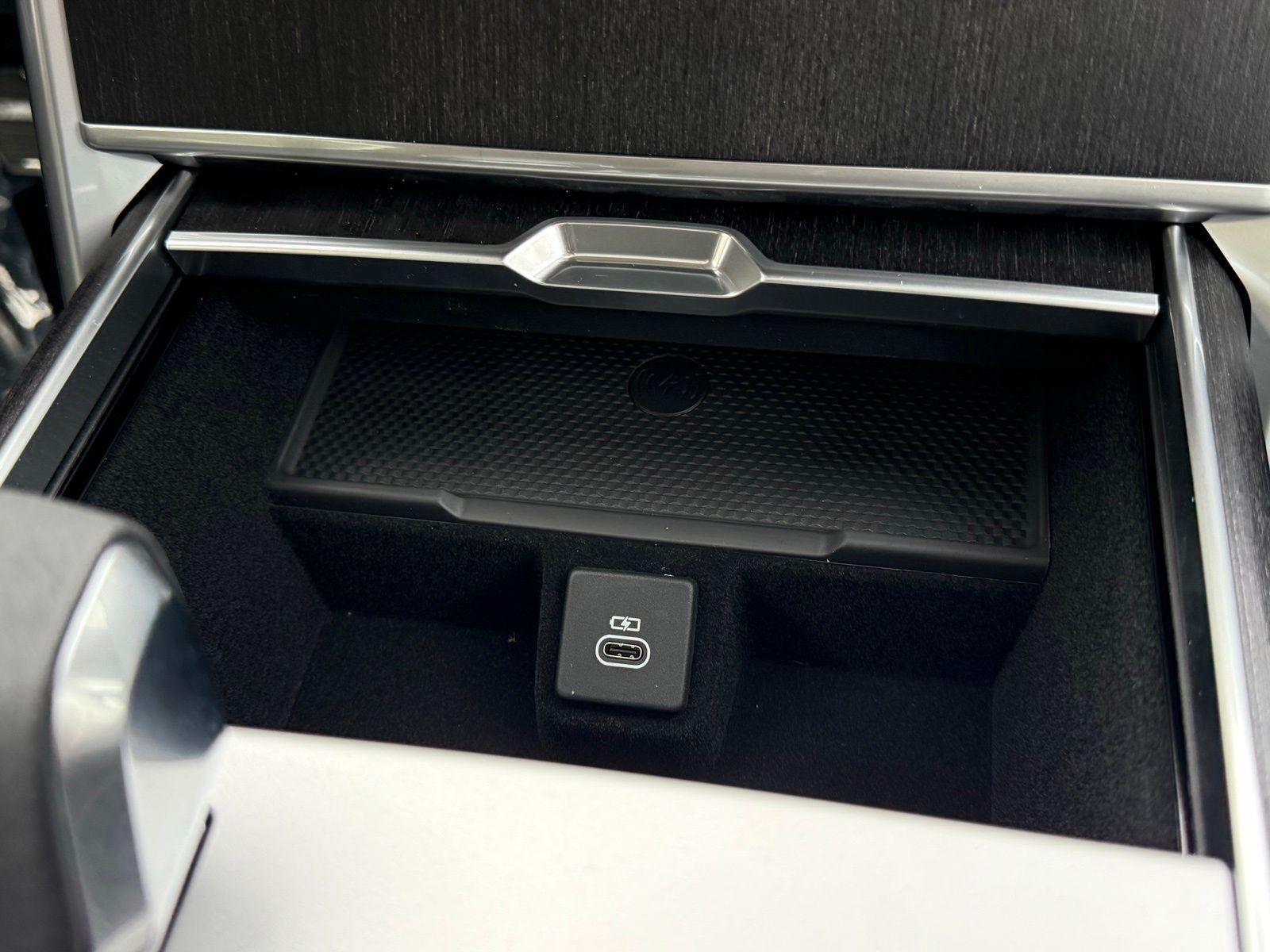 2025 Land Rover Range Rover SE - Photo 30