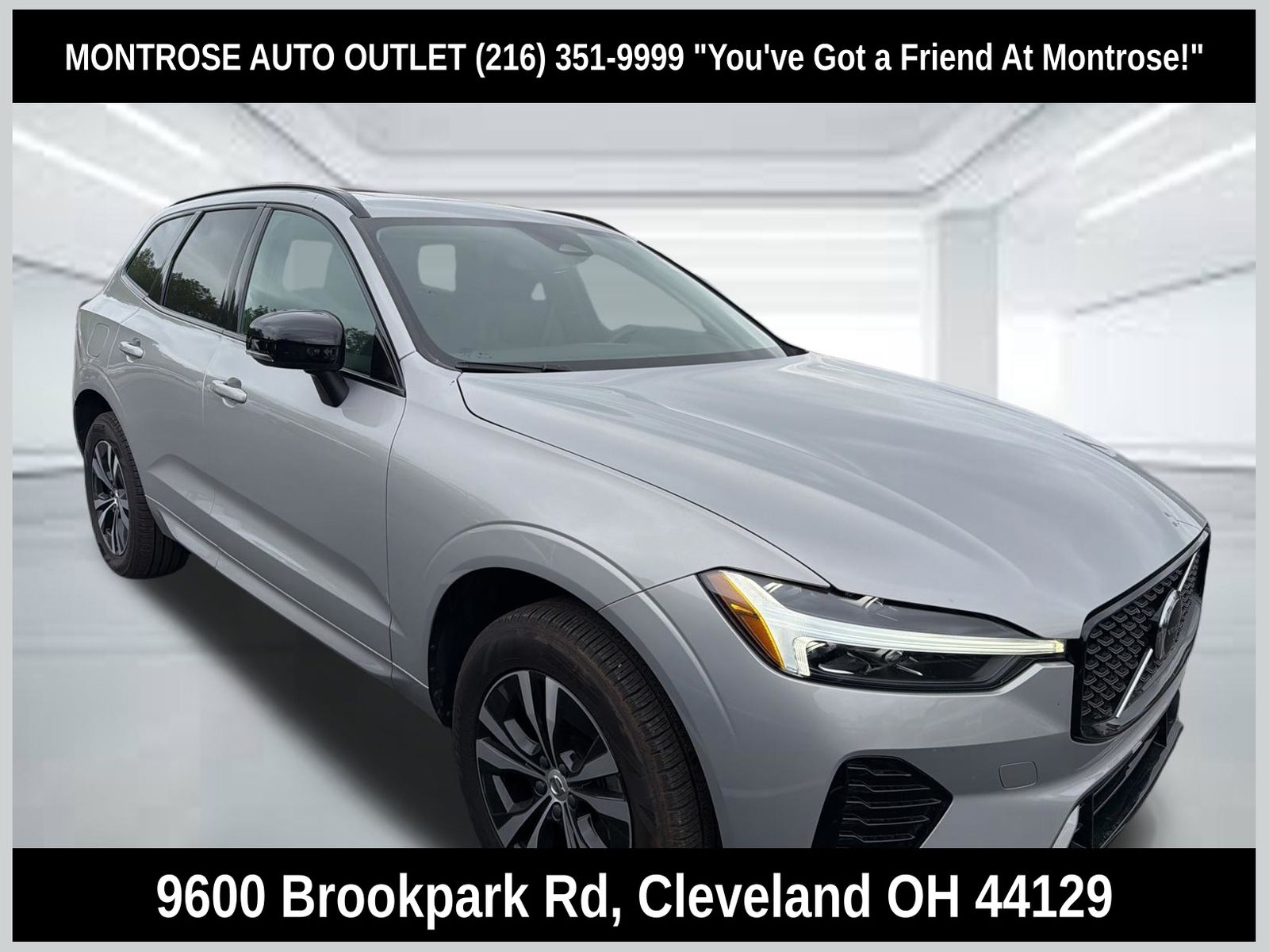 2024 Volvo XC60 B5 Core Dark Theme AWD's photo