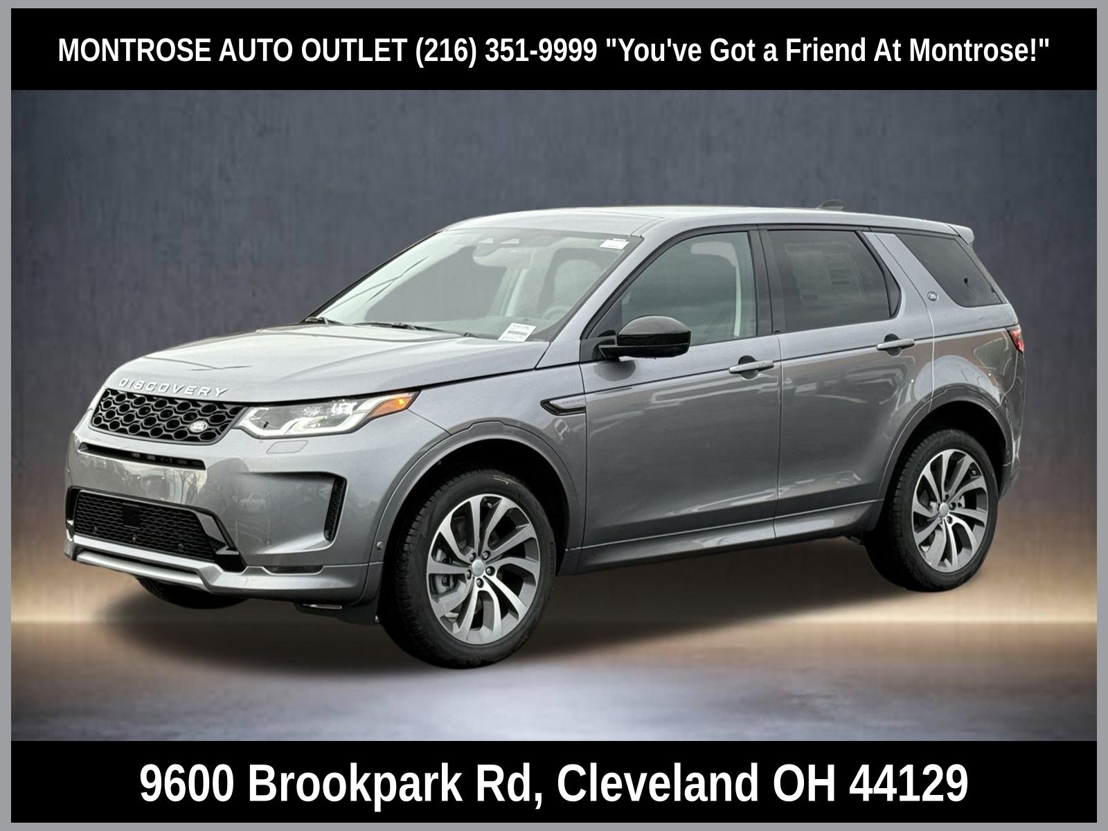 2025 Land Rover Discovery Sport S's photo