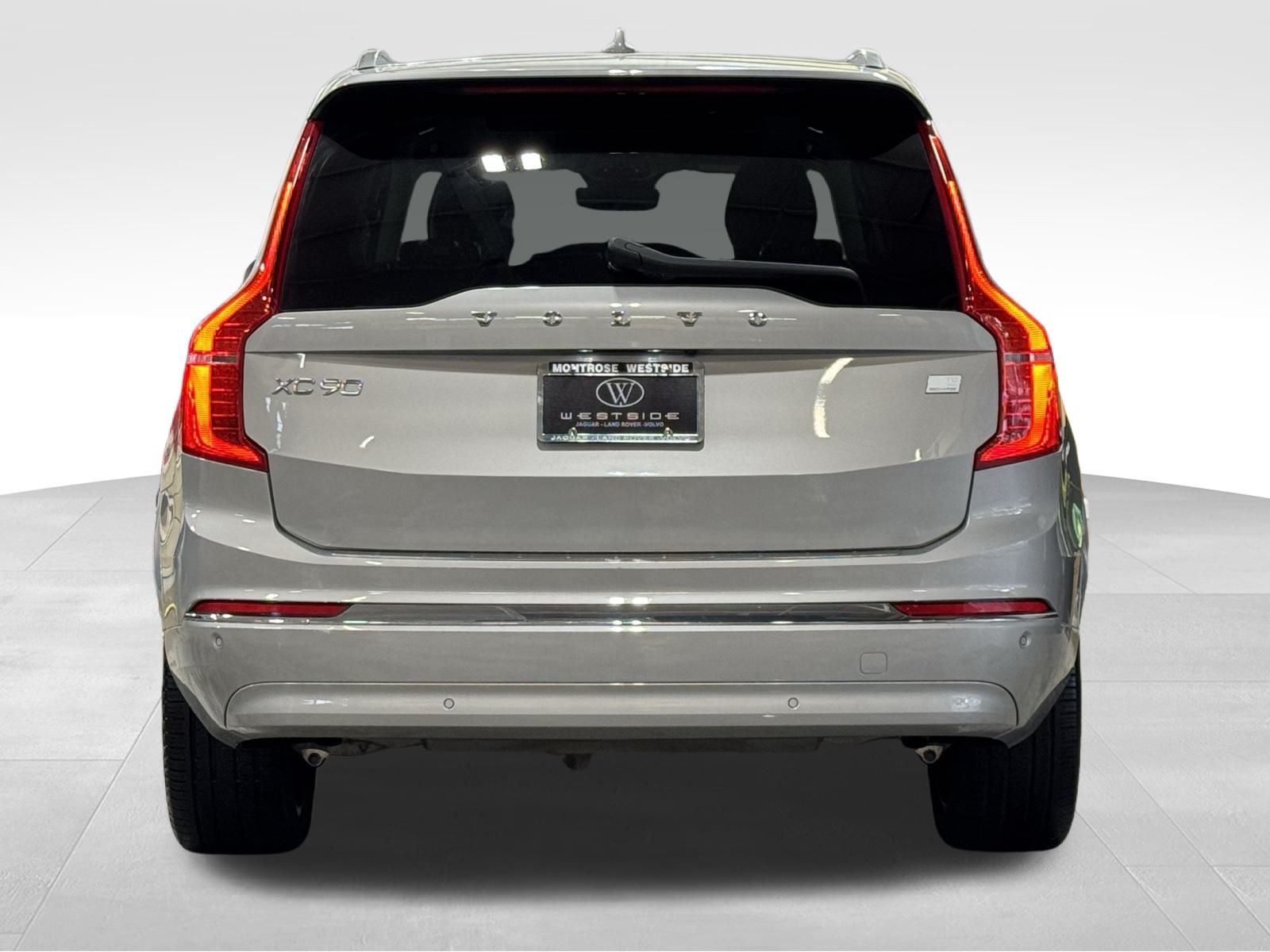 2024 Volvo XC90 Recharge T8 Core photo 3