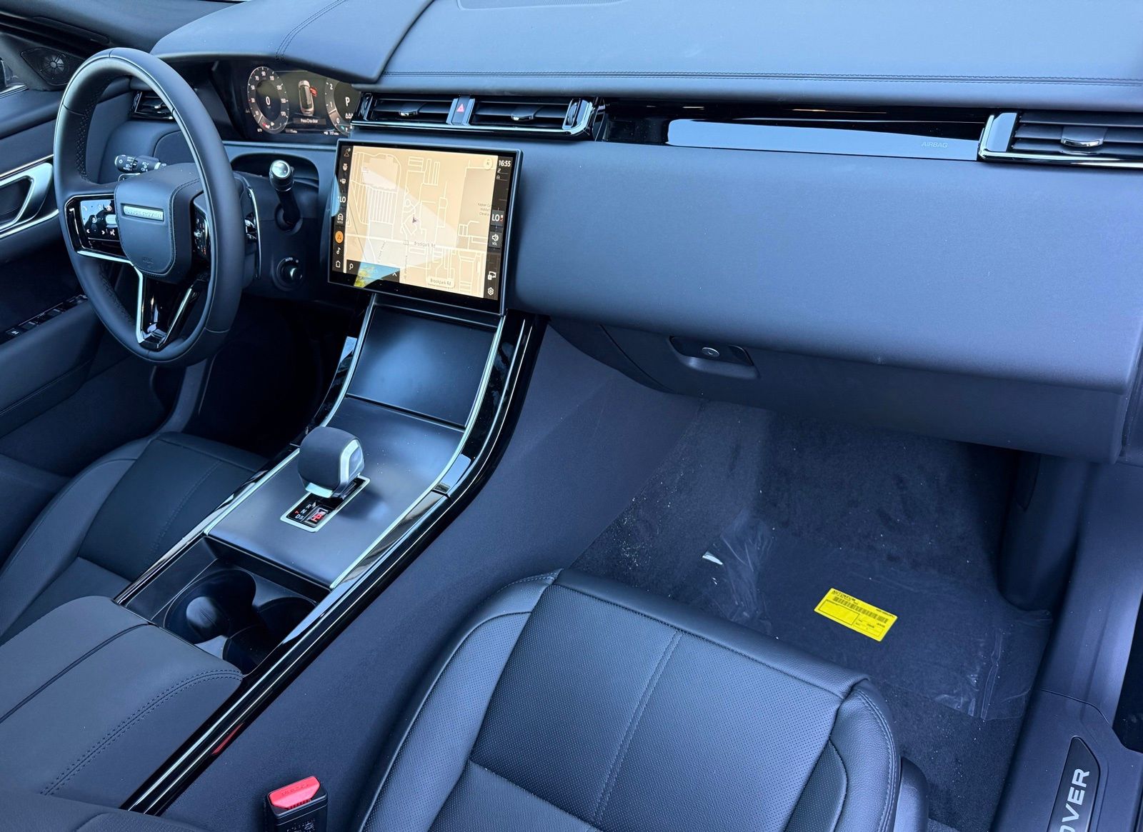 2026 Land Rover Range Rover Velar Dynamic SE - Photo 18