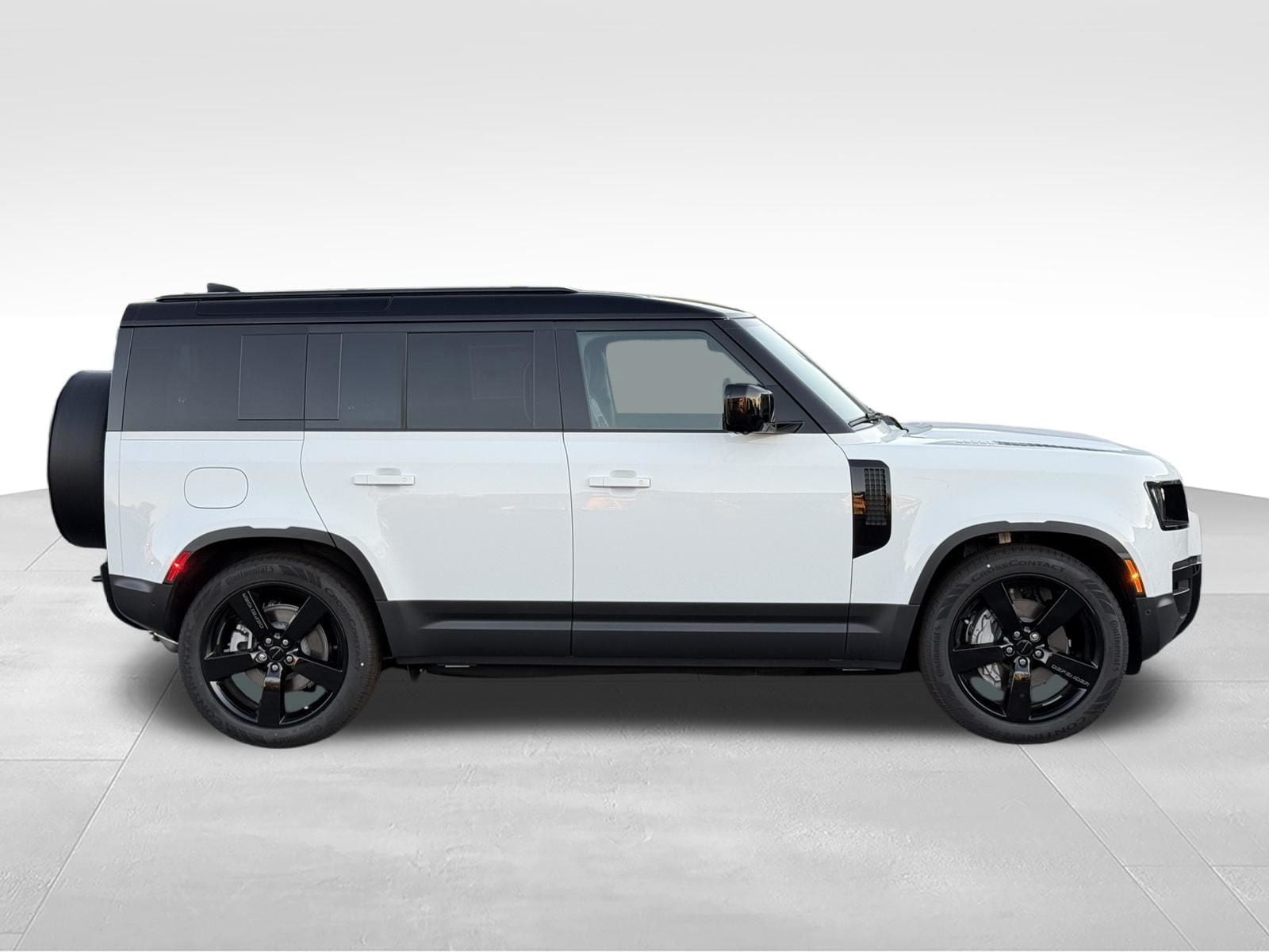 2026 Land Rover Defender S - Photo 8