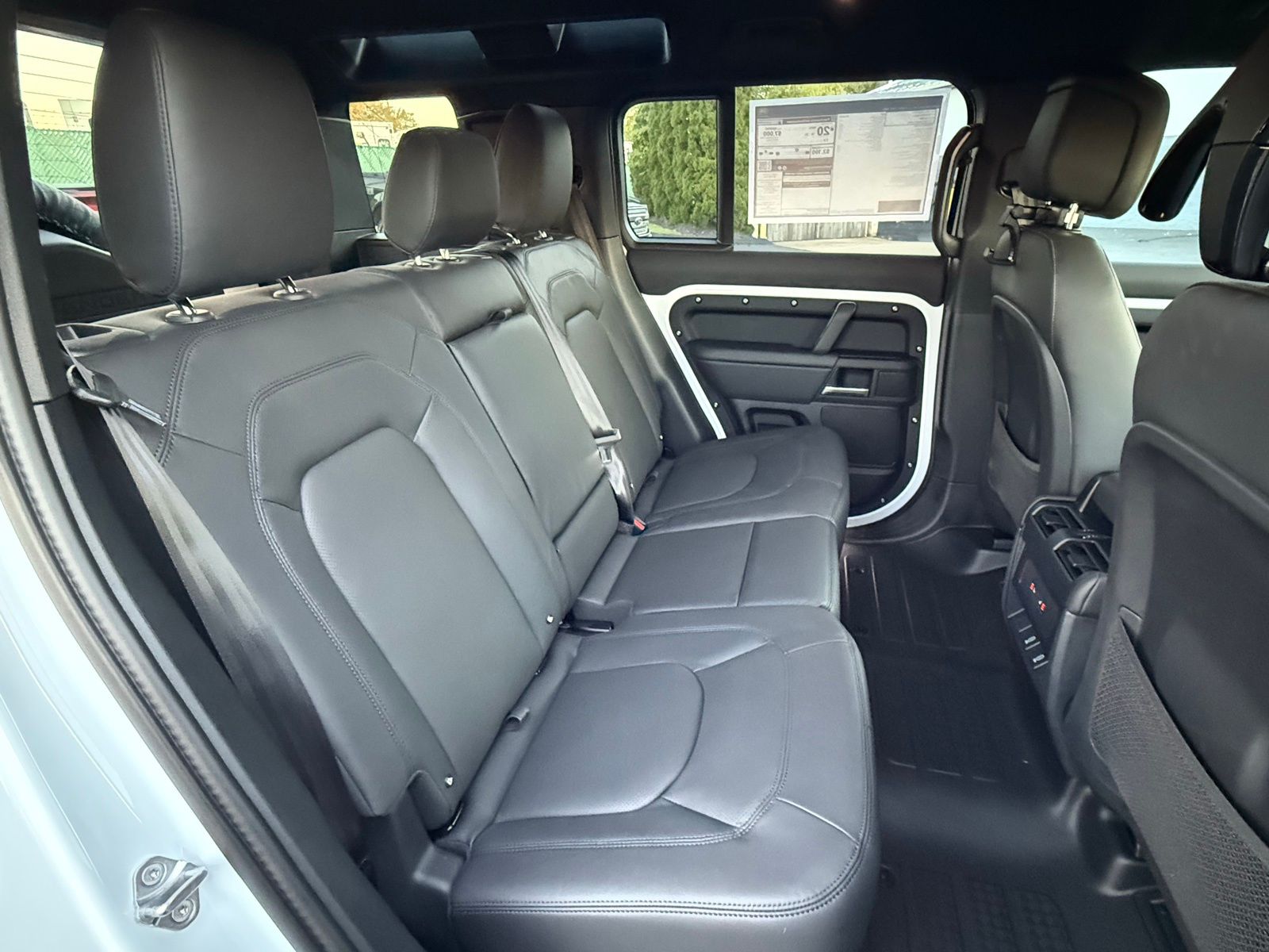 2026 Land Rover Defender S - Photo 17