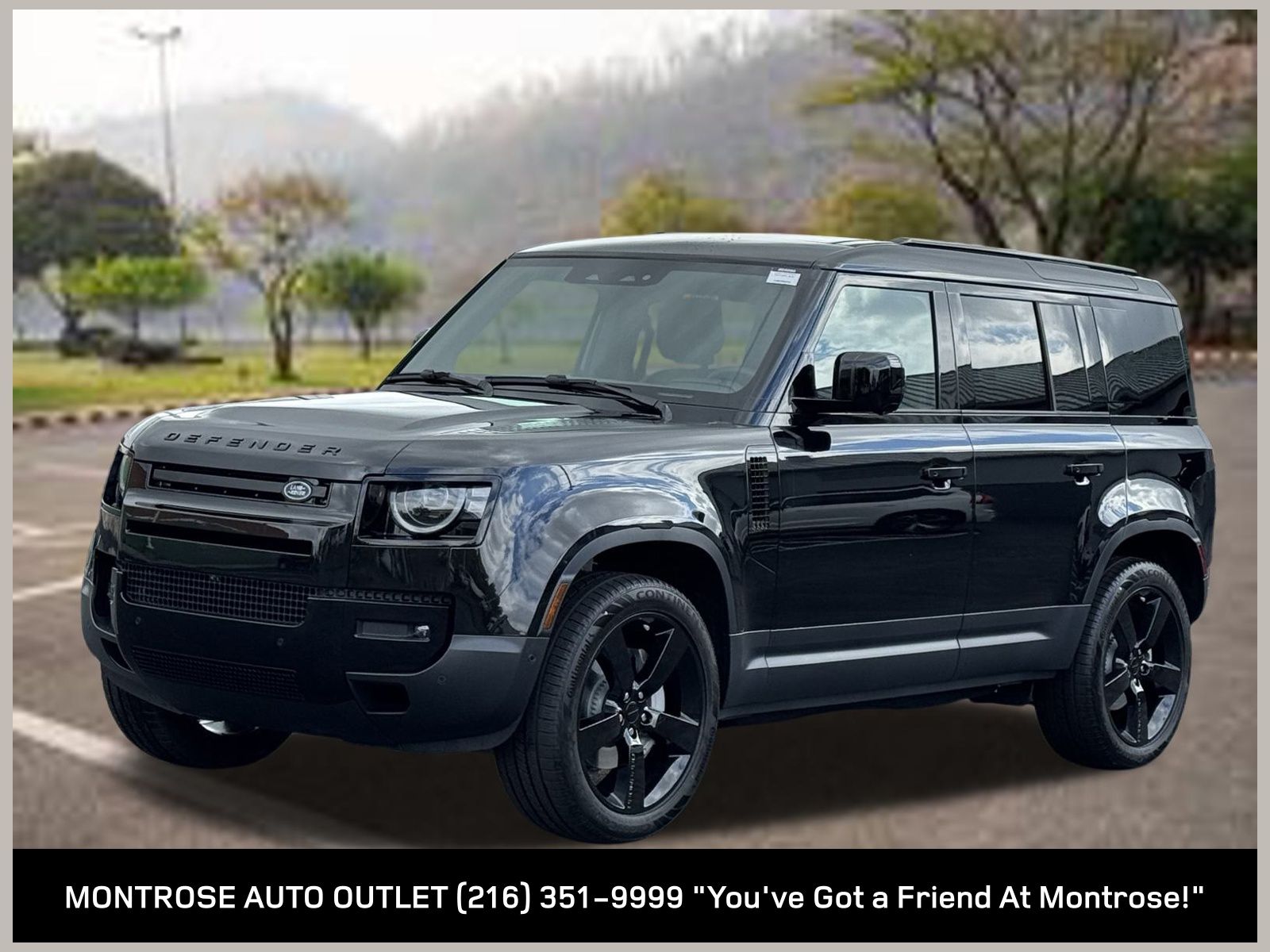 2026 Land Rover Defender S's photo