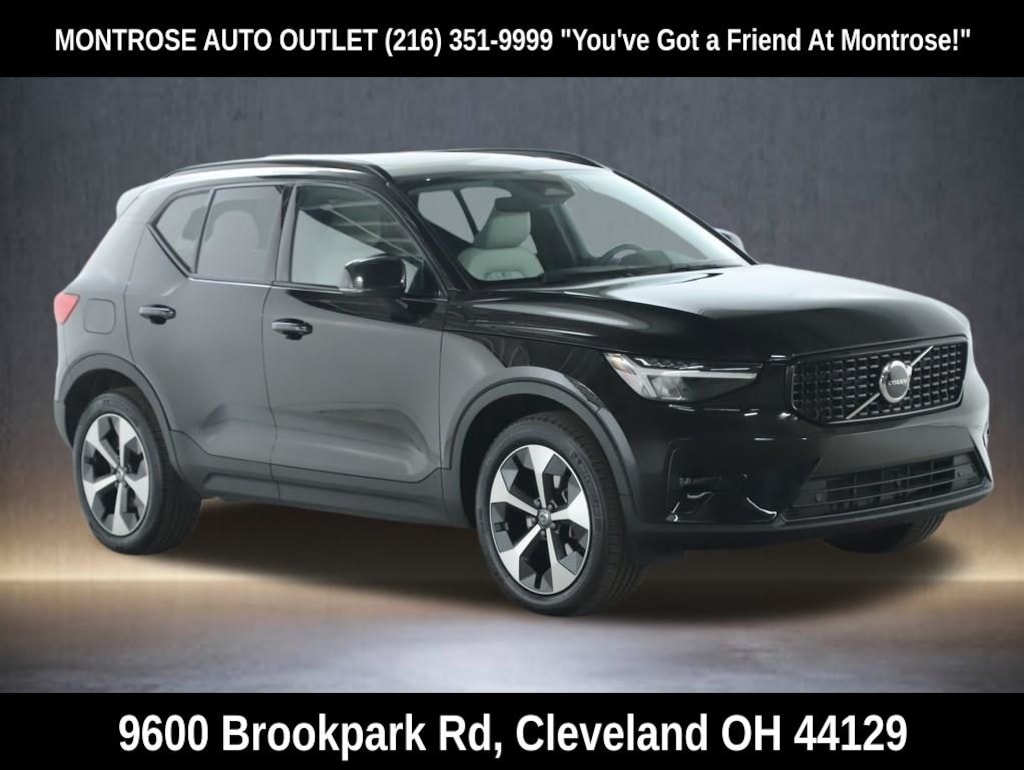 Used 2023 Volvo XC40 B5 AWD Plus Dark SUV