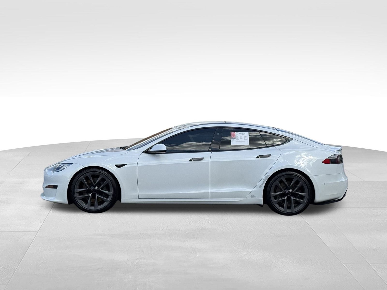 2021 Tesla Model S Plaid photo 2