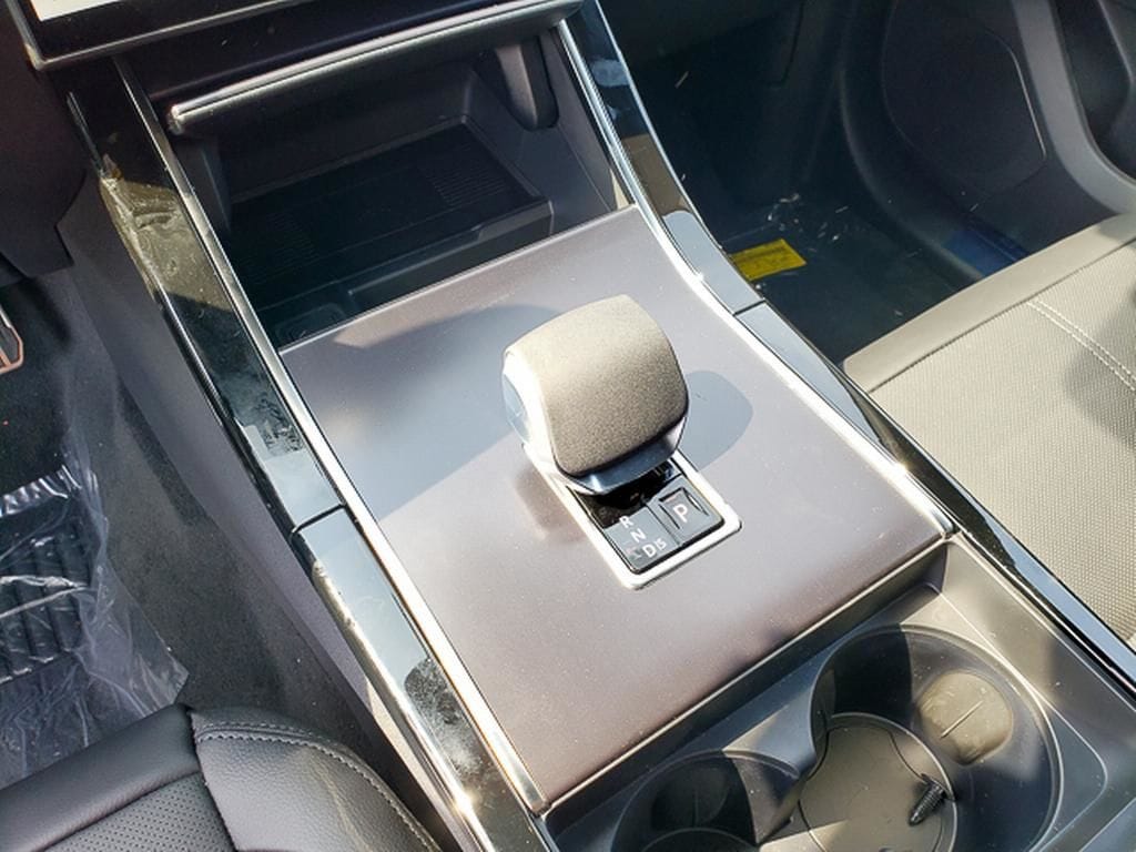 2026 Land Rover Range Rover Velar Dynamic SE - Photo 9