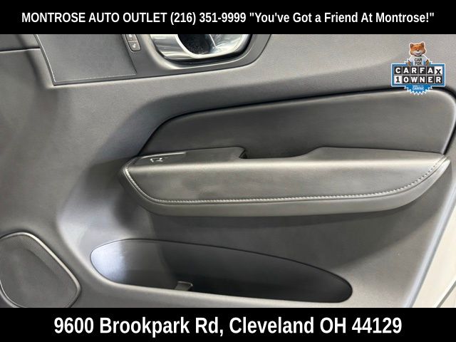 2025 Volvo XC60 Core - Photo 35