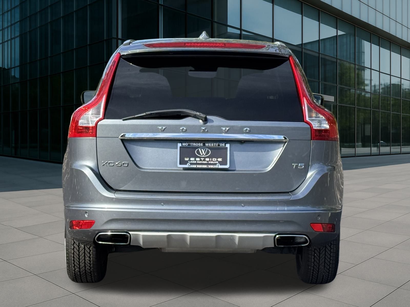 2017 Volvo XC60 T5 Inscription photo 3