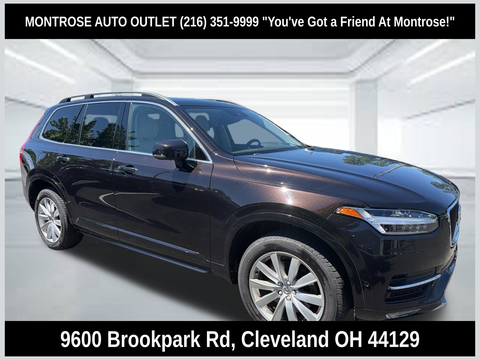 2016 Volvo XC90 T6 AWD Momentum's photo