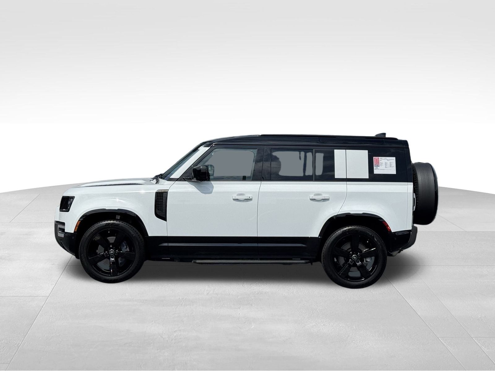 2025 Land Rover Defender X-Dynamic SE photo 2