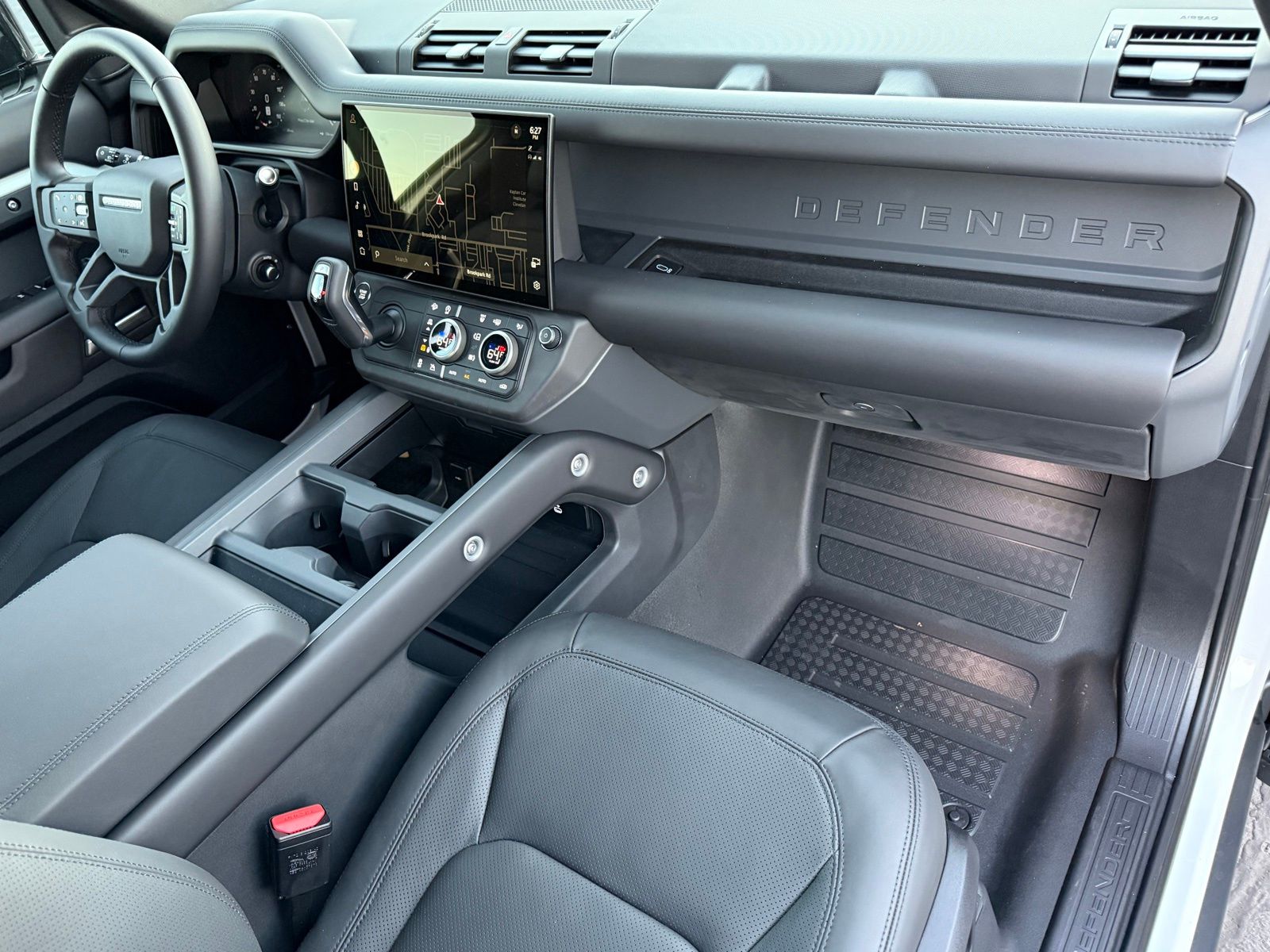 2026 Land Rover Defender S - Photo 19