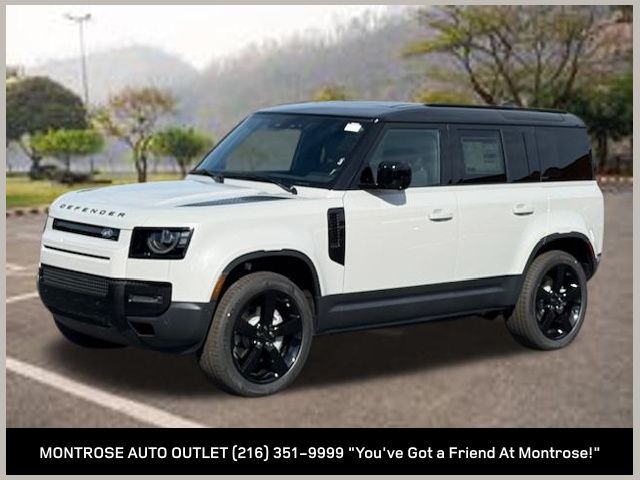 2026 Land Rover Defender S's photo