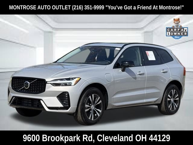 2025 Volvo XC60 Core - Photo 40