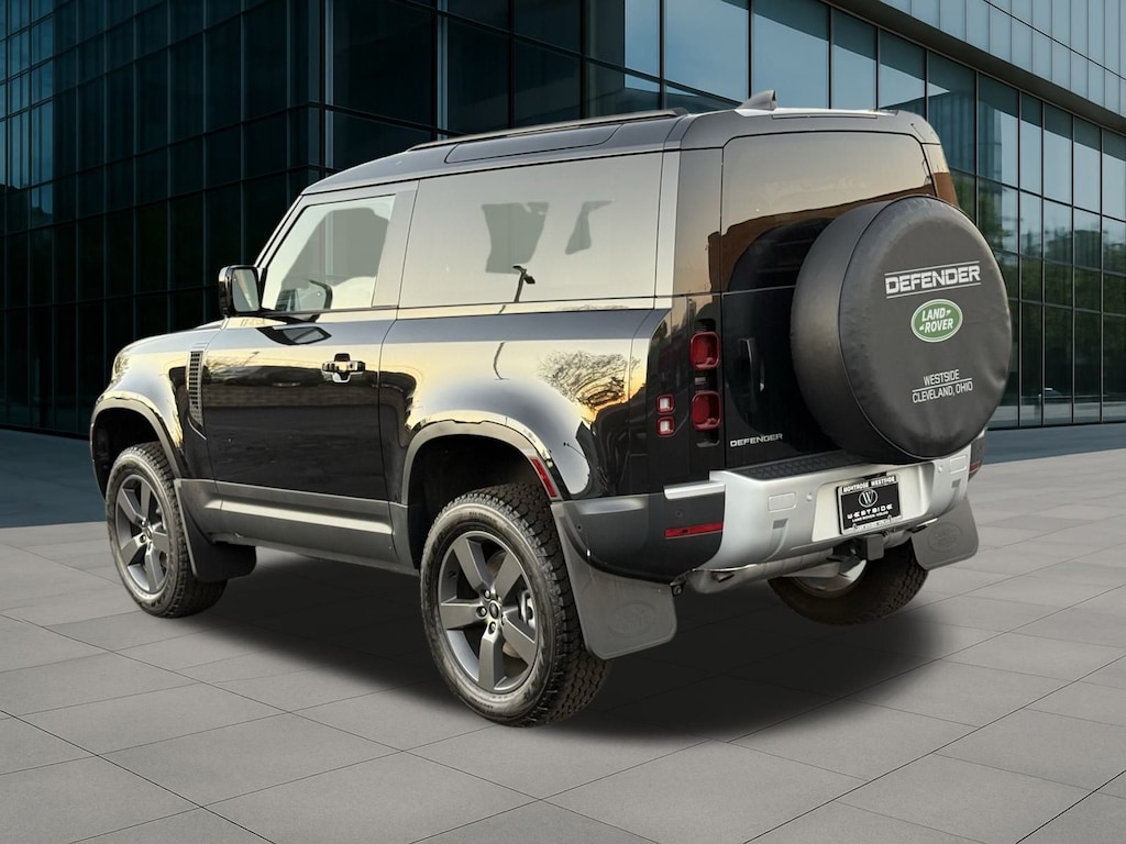 New 2025 Land Rover Defender 90 S 300PS SUV