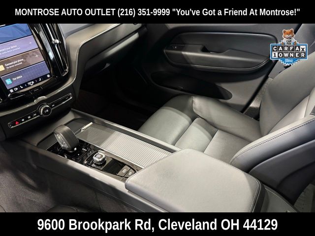 2025 Volvo XC60 Core - Photo 15
