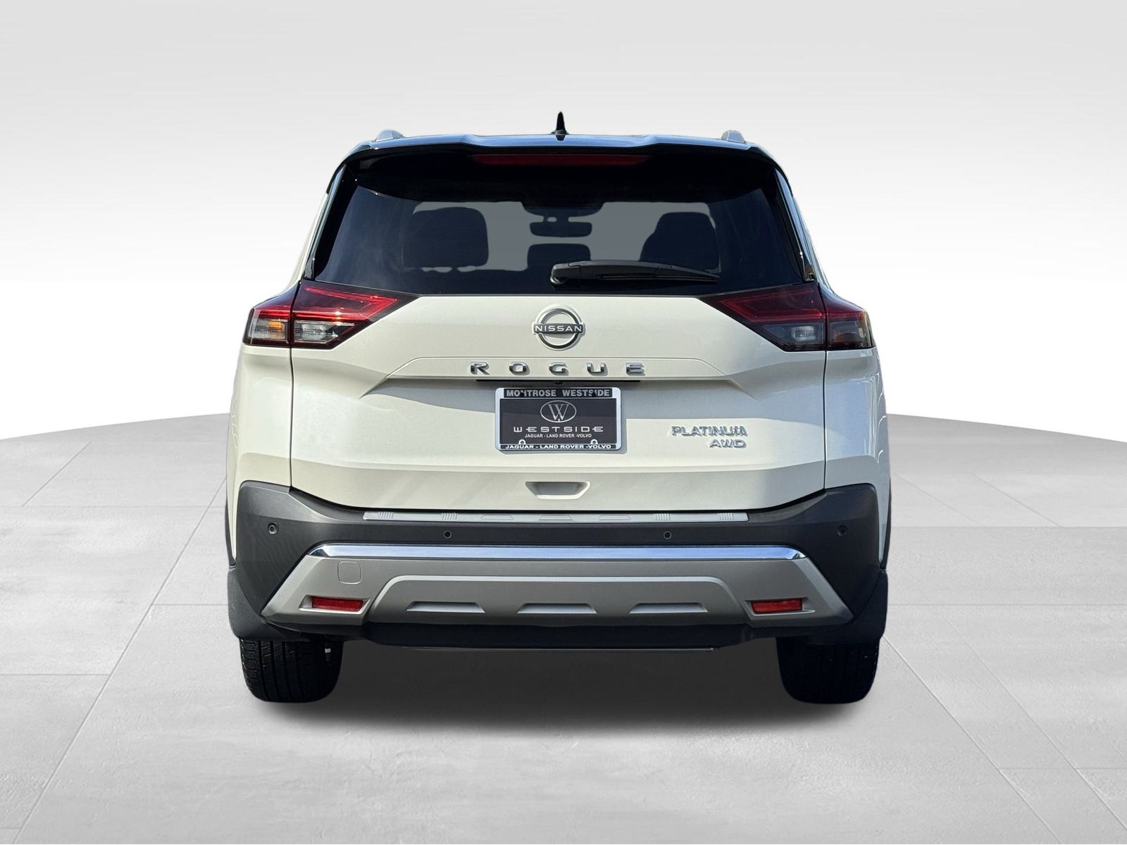 2023 Nissan Rogue Platinum photo 4