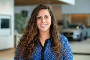 Staff member Jessica Bradford from ID_91e05cd114ee