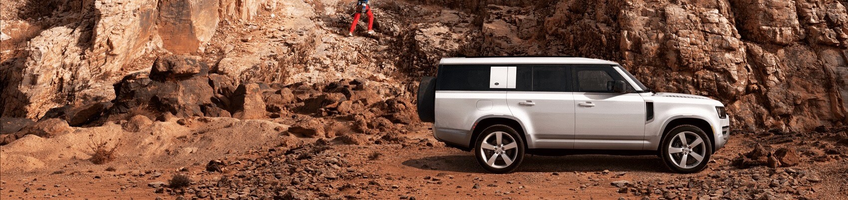 Land Rover Dealer near Akron, OH