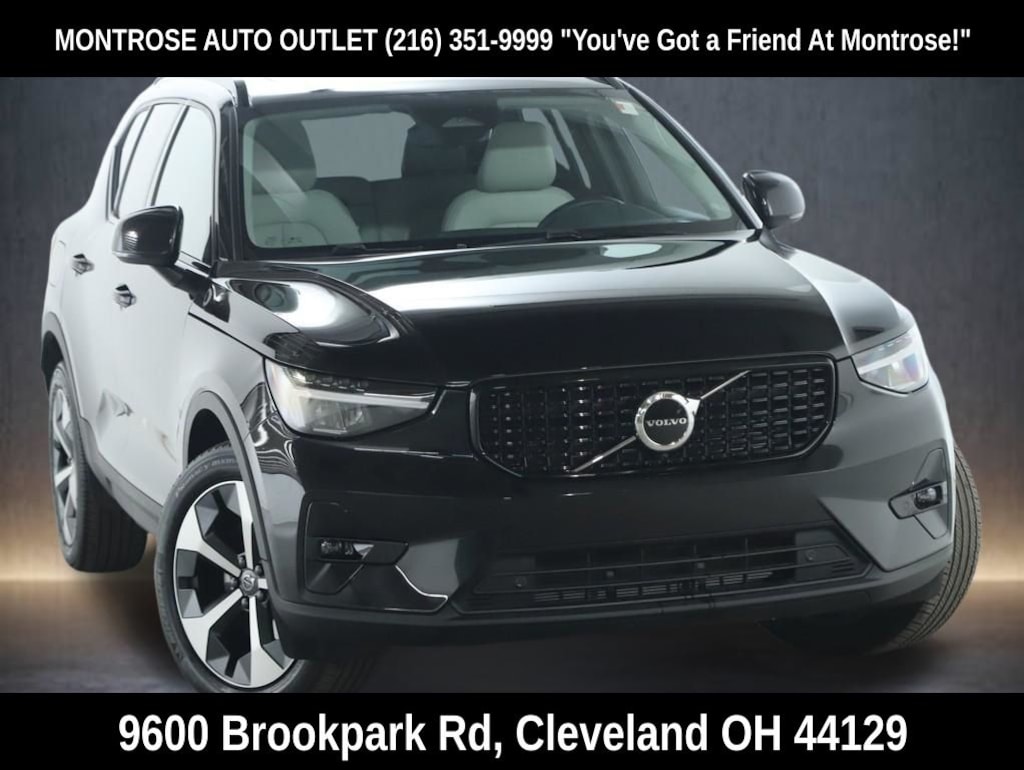 Used 2023 Volvo XC40 B5 AWD Plus Dark SUV
