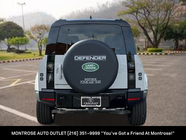 2026 Land Rover Defender 110 S photo 3