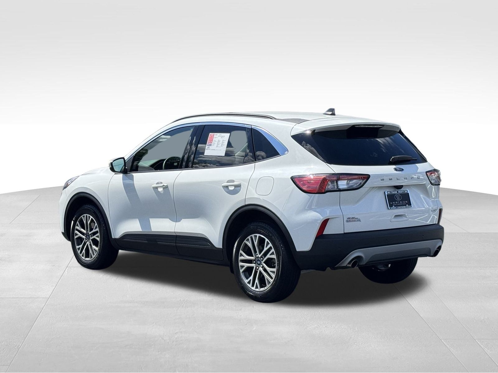2022 Ford Escape SEL photo 3