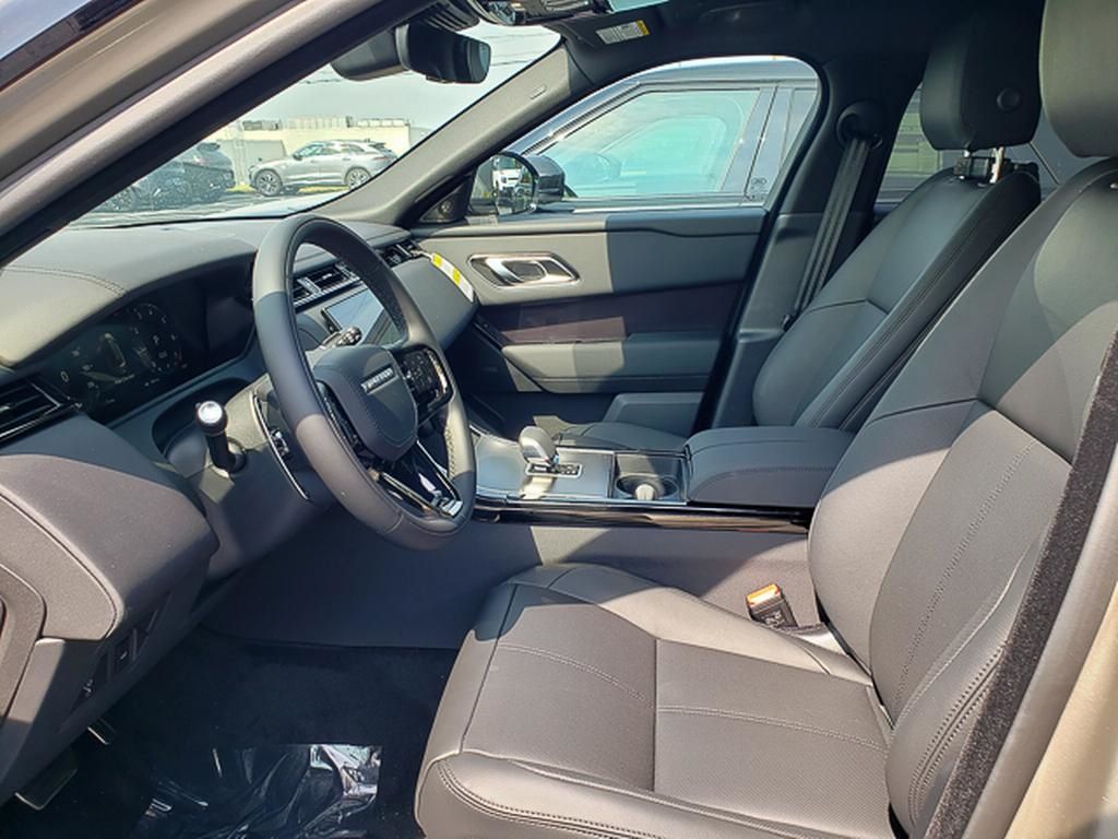 2026 Land Rover Range Rover Velar Dynamic SE - Photo 8