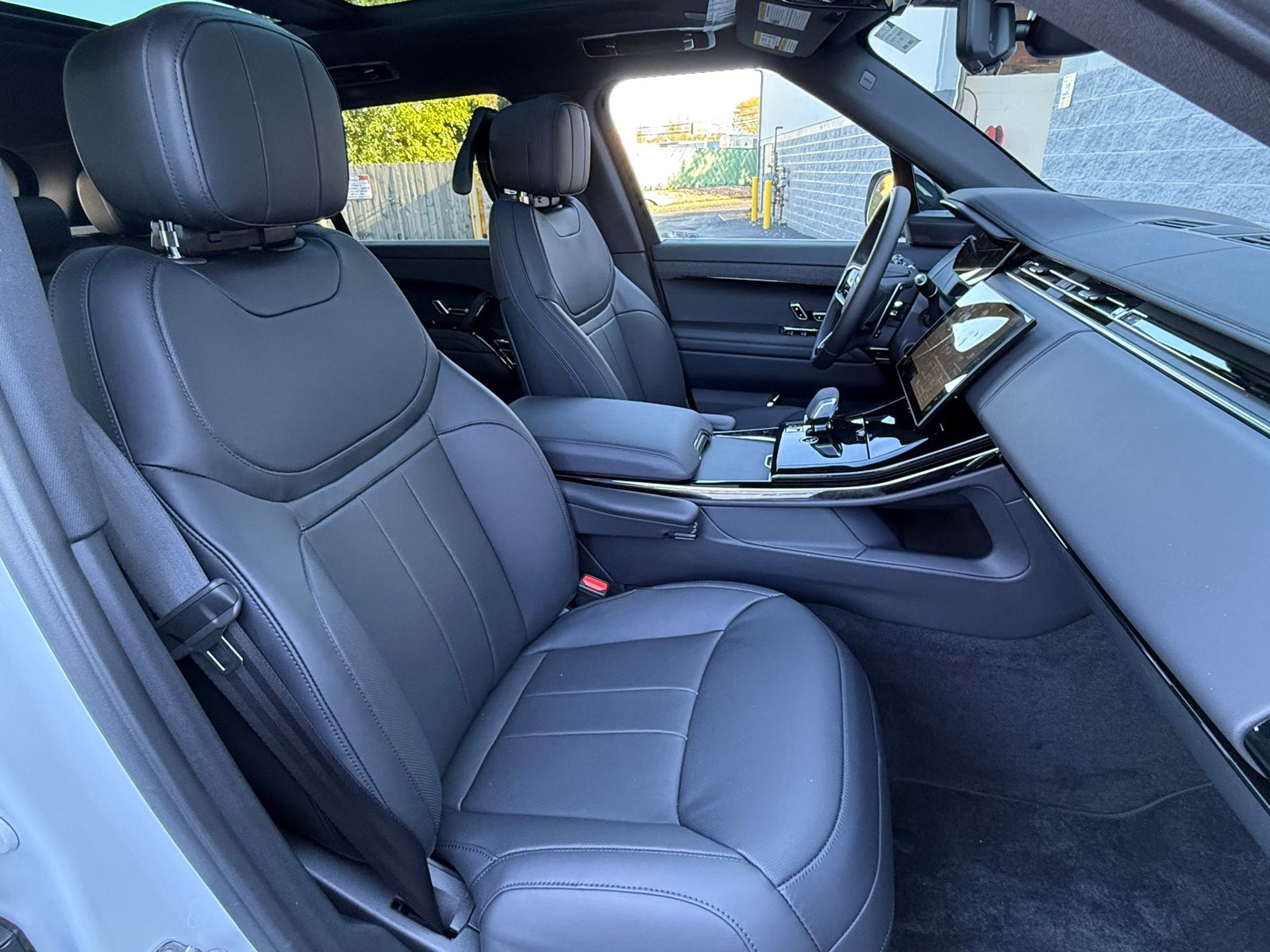 2025 Land Rover Range Rover Sport Dynamic SE - Photo 19
