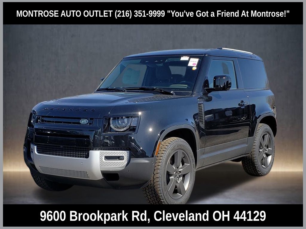 2025 Land Rover Defender S's photo