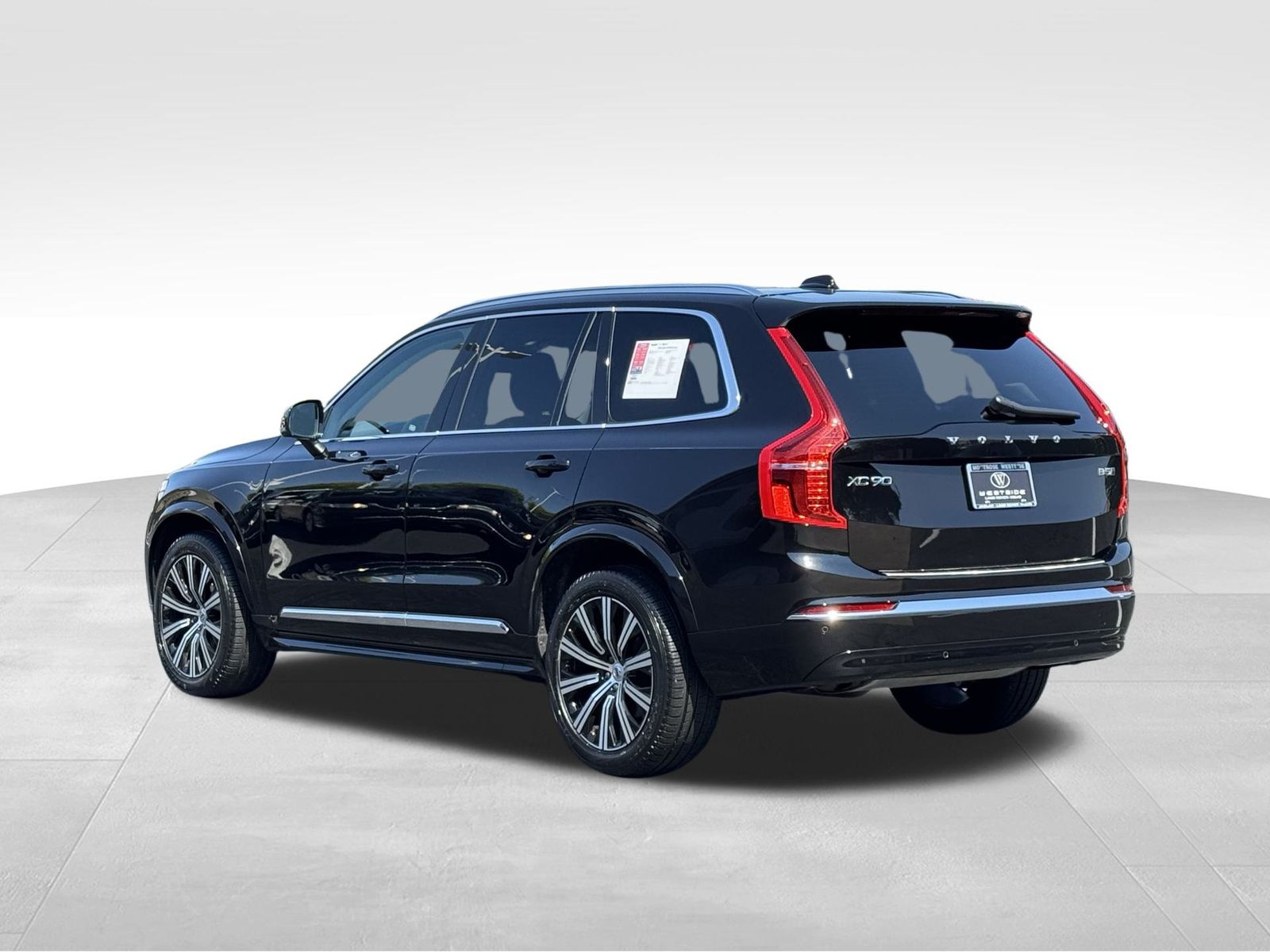 2024 Volvo XC90 B5 Core photo 2