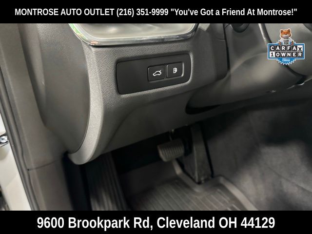 2025 Volvo XC60 Core - Photo 16