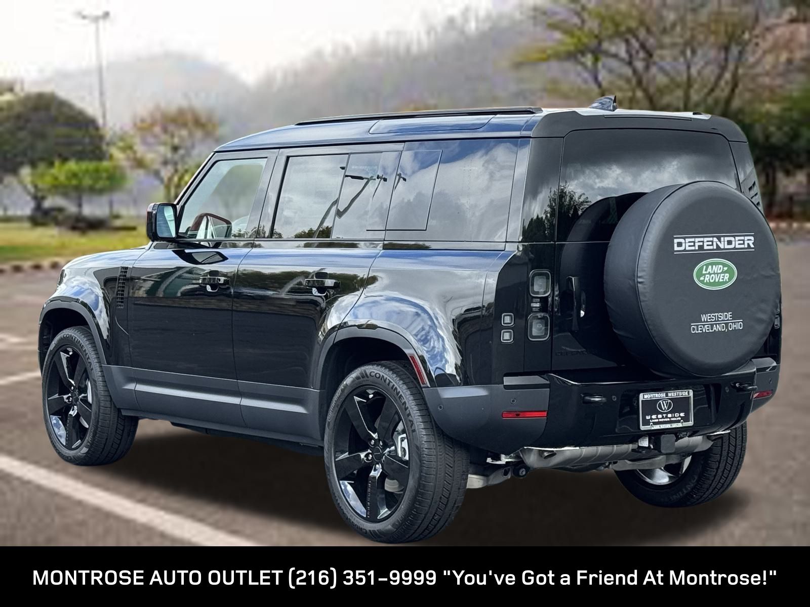 2026 Land Rover Defender 110 S photo 2