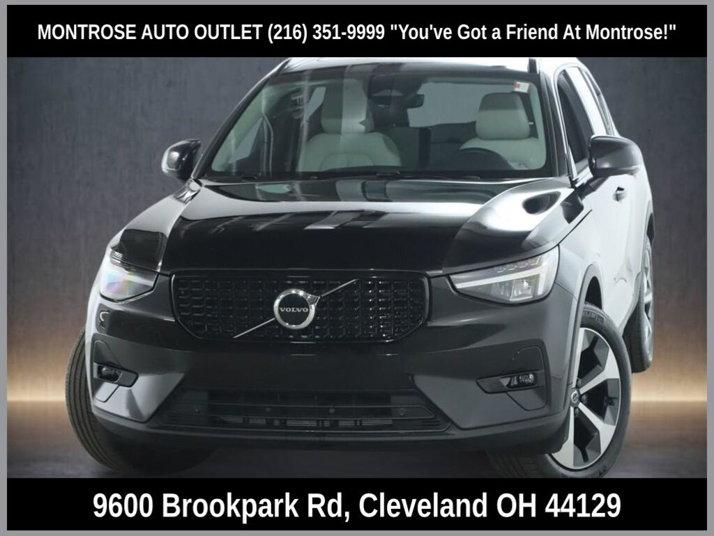 Used 2023 Volvo XC40 B5 AWD Plus Dark SUV