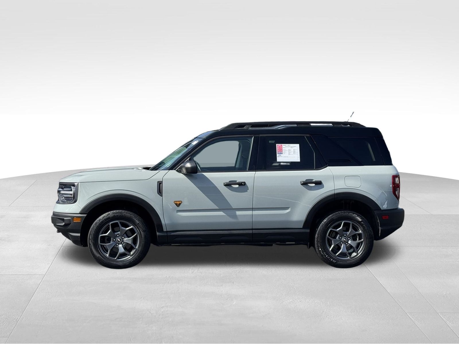 2022 Ford Bronco Sport Badlands photo 2