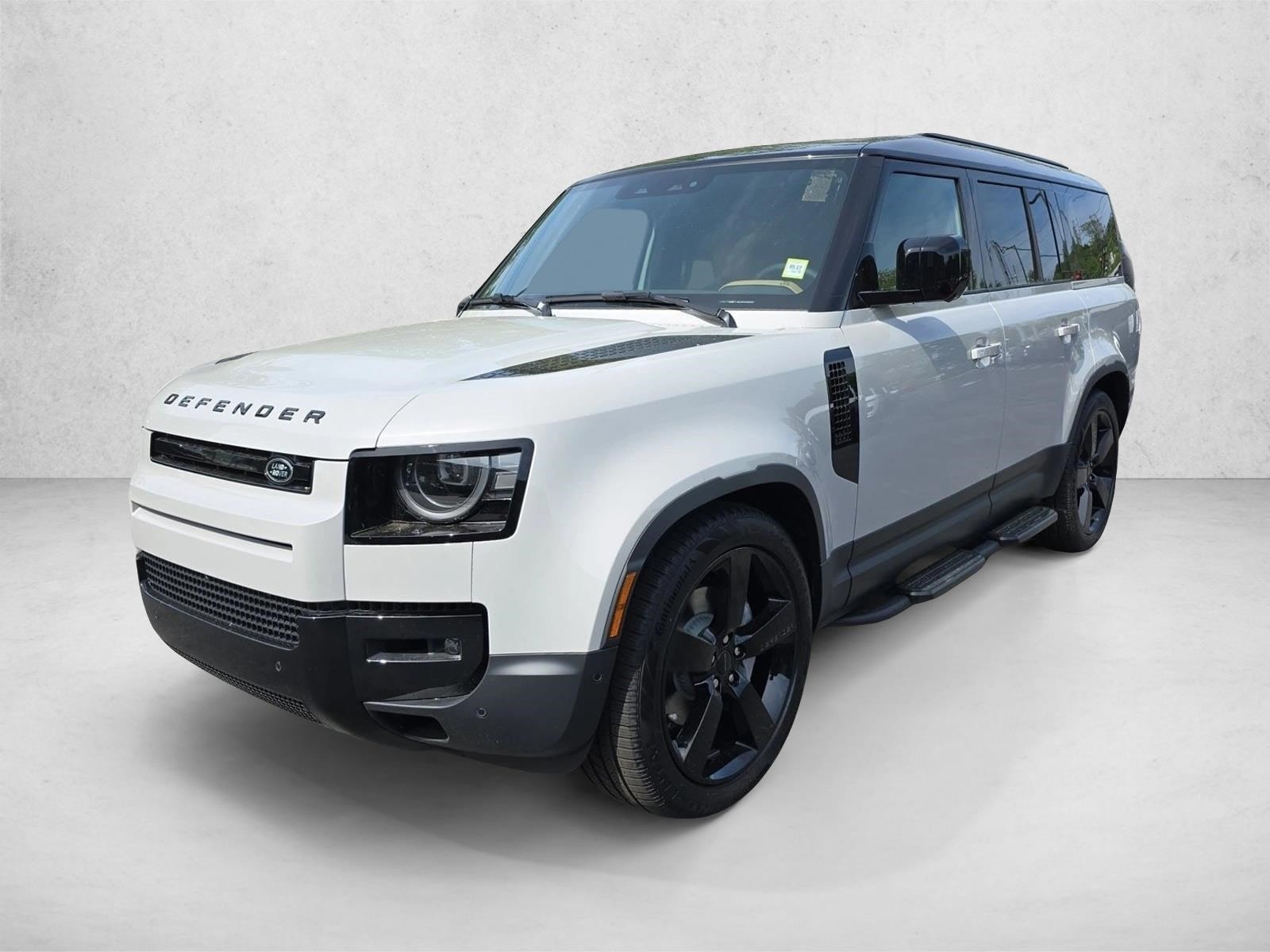 2026 Land Rover Defender 130 S P300's photo